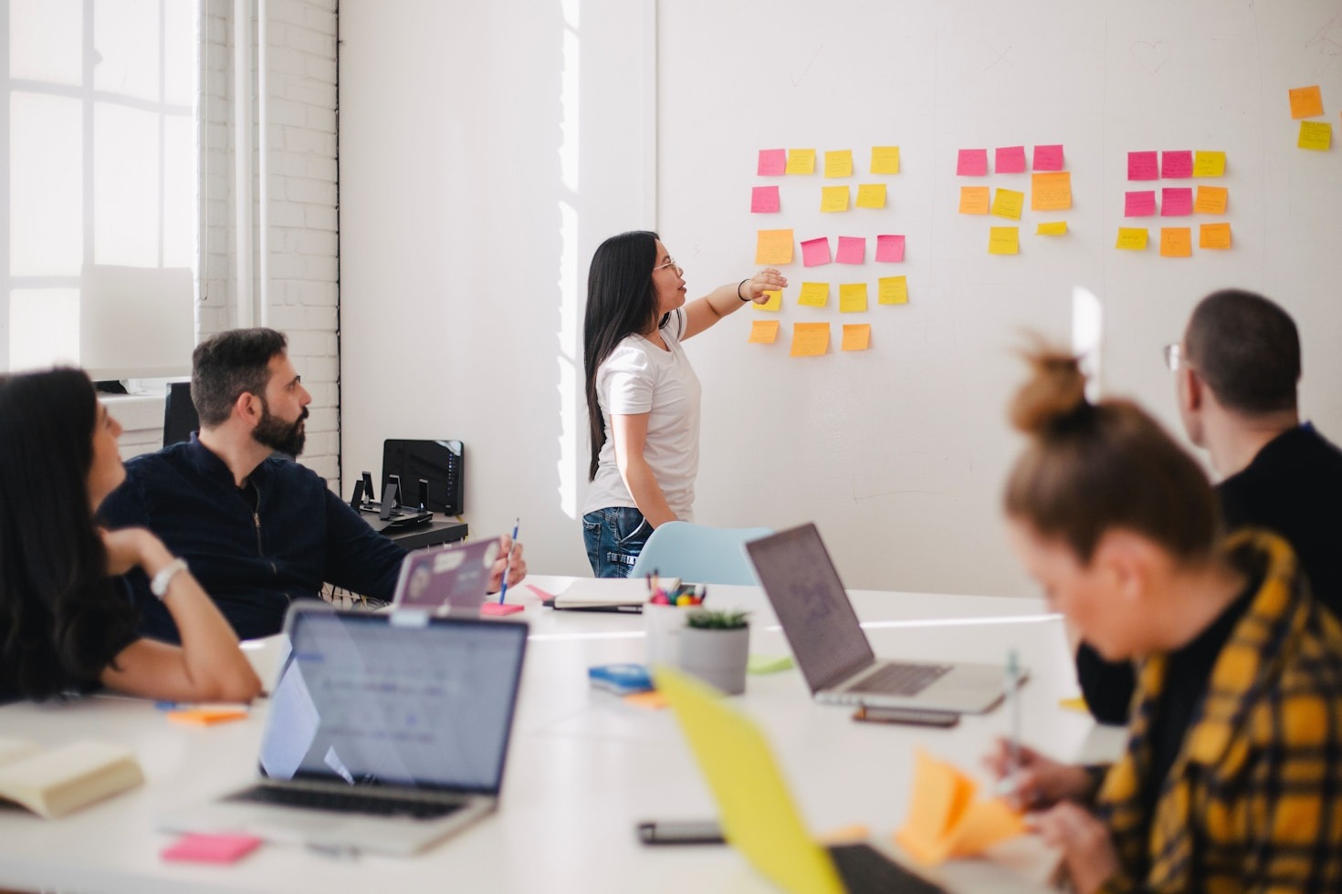 Performance Metrics in Modern Marketing Approaches